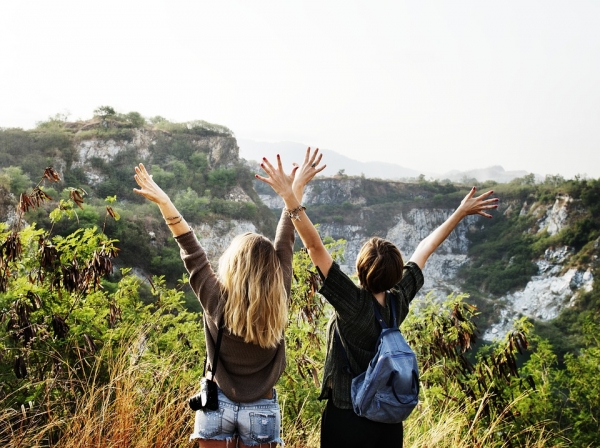 여행은 친구를 만드는 좋은 방법이다. / Pixabay