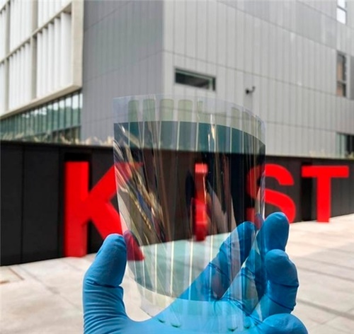 KIST가 개발한 신소재 기반 유기태양전지 (사진=KIST)