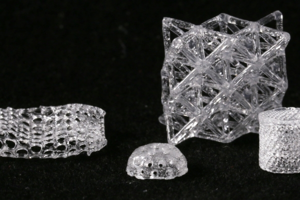 3D프린팅 기술로 가공한 유리 제품 (사진=ETH)