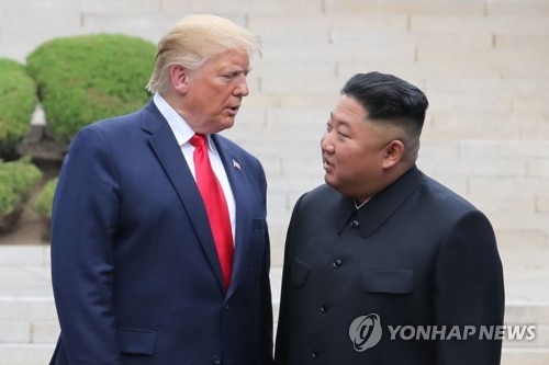 트럼프 미국 대통령(왼쪽)과 김정은 북한 국무위원장.