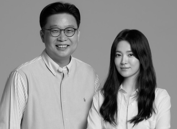 서경덕 교수와 배우 송혜교